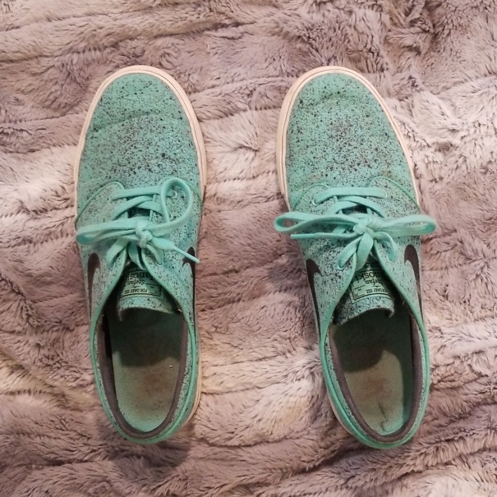 Nike Stefan Janoski shoes